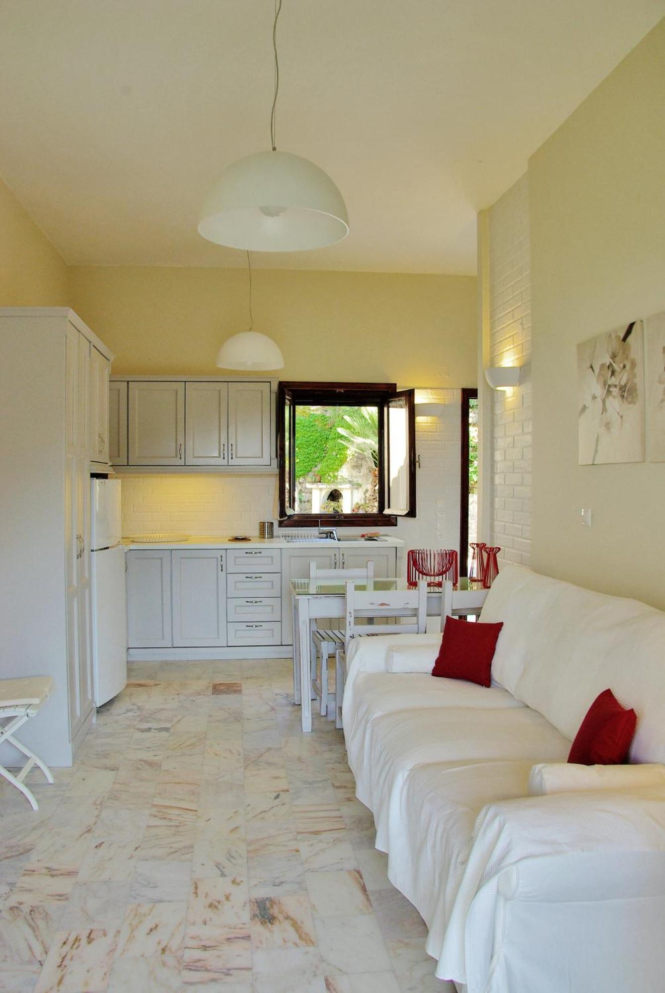 Vista Petros Appartement *
